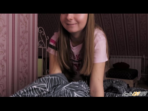 ❤️ Blondie onun BFF-ni dərindən sorur və ağzına boşaldır ❤️❌ Seks videosu az.xxxner.ru ❤